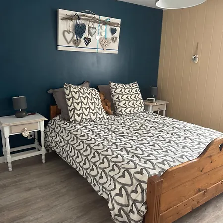 De Charme 3 Pieces דירה